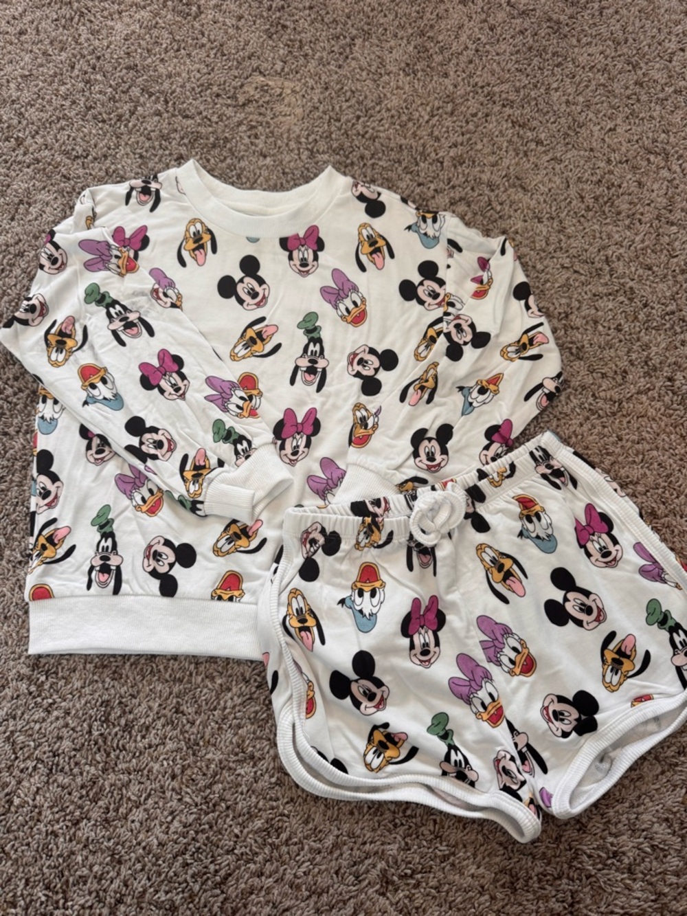 Six Little Babes X Velveteen Mickey Set